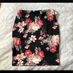 Black Floral Pencil Skirt